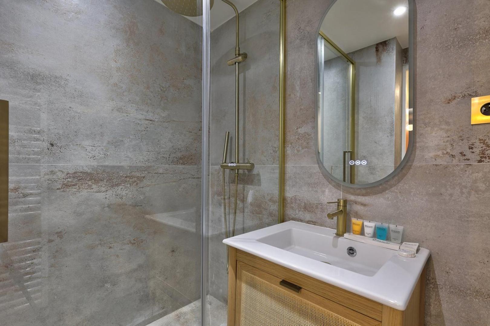 367 Suite Fondary 1 - Superb Apartment In Paris Exteriör bild